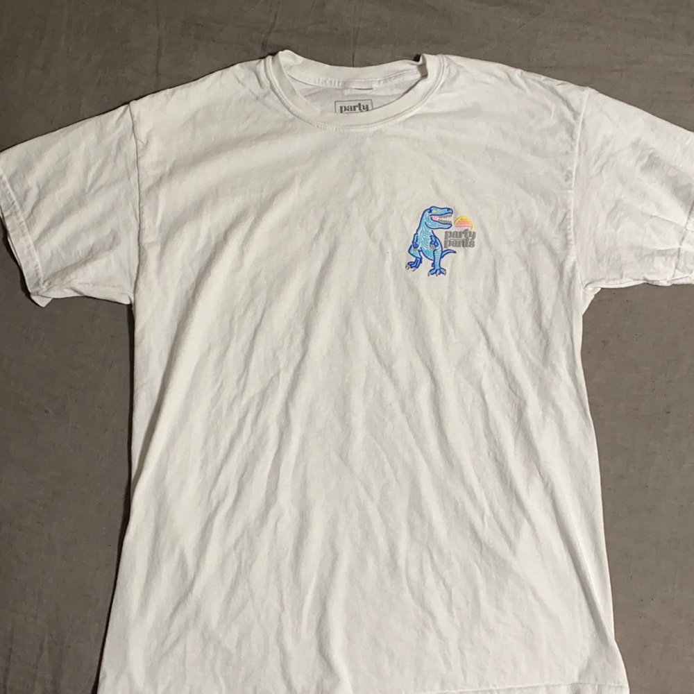 White tee shirt size men’s large